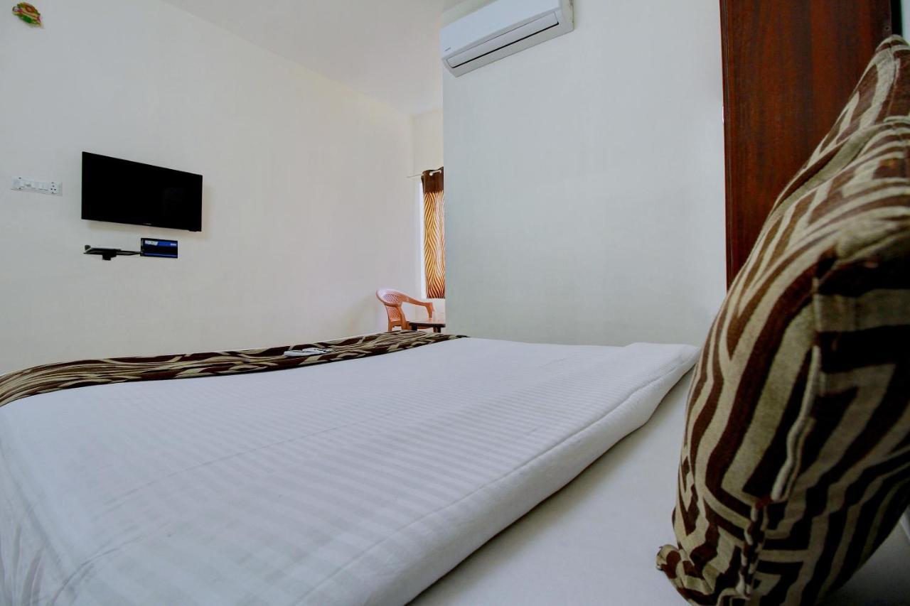 Oyo Flagship Luxe Residency Near Ecr Beach Ченнаи Экстерьер фото